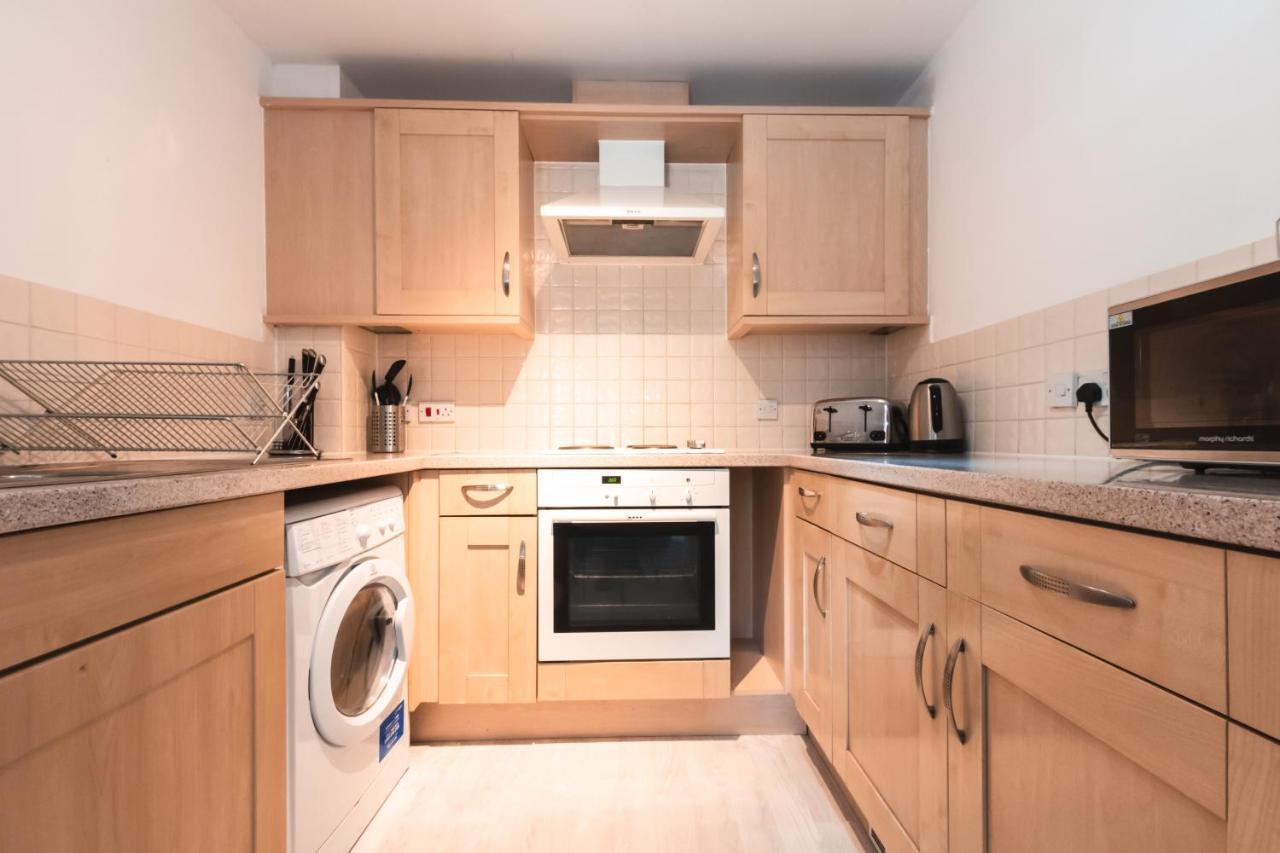 Best Price! 2 Bed City Centre - 4 Single Beds Or 2 Super King, Smart Tvs, Sofa Bed & Free Secure Parking Southampton Exterior foto
